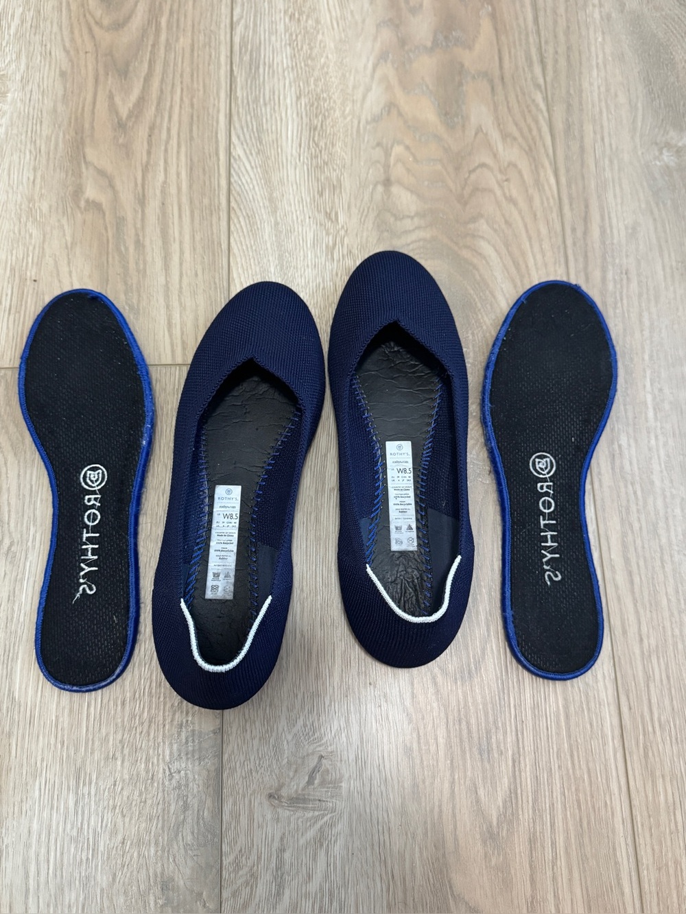 ROTHY'S Women's Navy with White Trim Ballet Flat Sz. 8.5 - Picture 10 of 14
